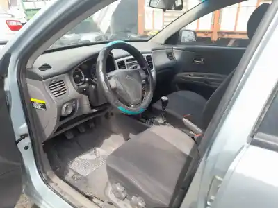 Véhicule à la ferraille kia                                                rio                                                                                                                                                                                                                                                        1.5 crdi                                                                                                                                                                                                                                                   de l'année 2007 alimenté d4fa