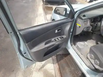 Véhicule à la ferraille kia                                                rio                                                                                                                                                                                                                                                        1.5 crdi                                                                                                                                                                                                                                                   de l'année 2007 alimenté d4fa