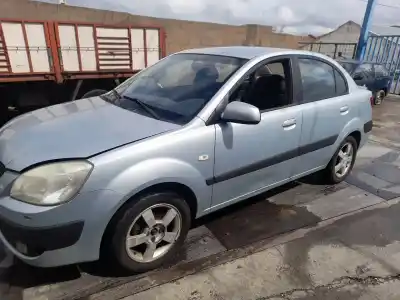Véhicule à la ferraille kia                                                rio                                                                                                                                                                                                                                                        1.5 crdi                                                                                                                                                                                                                                                   de l'année 2007 alimenté d4fa