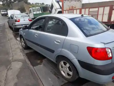 Véhicule à la ferraille kia                                                rio                                                                                                                                                                                                                                                        1.5 crdi                                                                                                                                                                                                                                                   de l'année 2007 alimenté d4fa