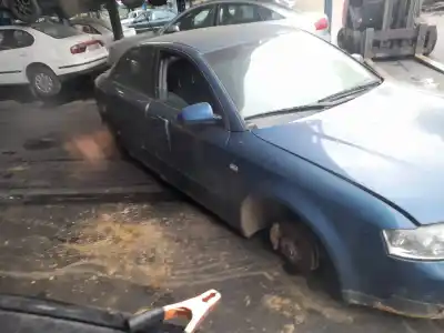 Scrapping Vehicle audi a4 berlina (8e) 2.5 v6 24v tdi of the year 2001 powered ake