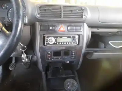 Veículo de Sucata audi a3 (8l) 1.9 tdi do ano 2000 alimentado ahf