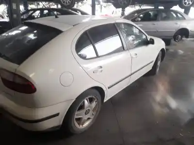 Veículo de Sucata seat leon (1m1) stella do ano 2001 alimentado alh