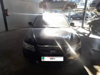 Veículo de Sucata HYUNDAI SONATA (NF) 2.0 CRDI Comfort I do ano 2006 alimentado D4EA