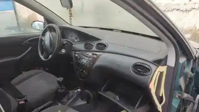 Sloopvoertuig ford focus berlina (cak) 1.8 tddi turbodiesel cat van het jaar 2001 aangedreven 