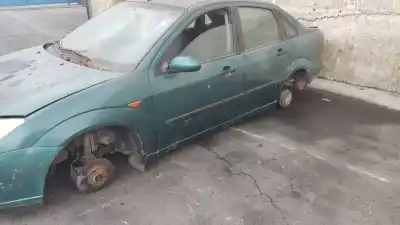 Sloopvoertuig ford focus berlina (cak) 1.8 tddi turbodiesel cat van het jaar 2001 aangedreven 
