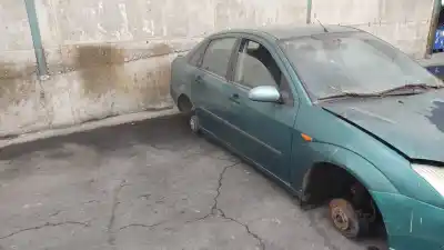 Sloopvoertuig ford focus berlina (cak) 1.8 tddi turbodiesel cat van het jaar 2001 aangedreven 
