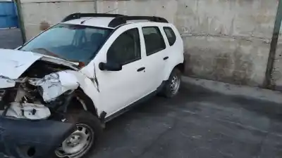 Vehicul casat dacia duster ambiance 4x4 al anului 2015 alimentat k9kr8