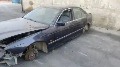 Veículo de Sucata bmw serie 5 touring (e39) 525tds do ano 1996 alimentado 25-6t-1