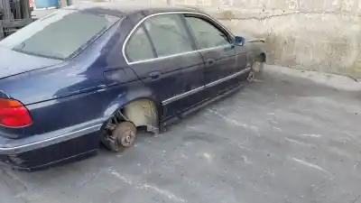 Veículo de Sucata bmw serie 5 touring (e39) 525tds do ano 1996 alimentado 25-6t-1