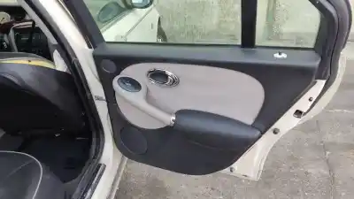 Scrapping Vehicle mg rover serie 75 (rj) 2.0 cdti comfort of the year 2001 powered 204d2