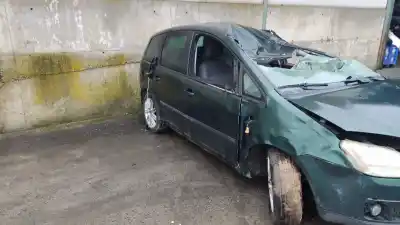 Здавання транспортного засобу ford c-max (cb3) ambiente року 2004 потужний g8da