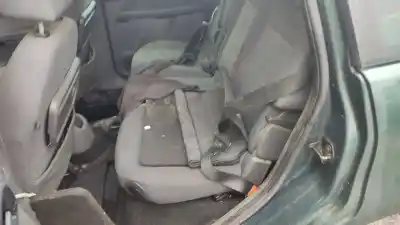 Здавання транспортного засобу ford c-max (cb3) ambiente року 2004 потужний g8da