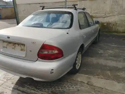 Veículo de Sucata kia clarus 2.0 cat do ano 2000 alimentado fe