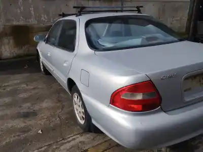 Veículo de Sucata kia clarus 2.0 cat do ano 2000 alimentado fe