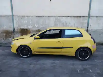 Здавання транспортного засобу fiat stilo (192) 1.9 jtd / 1.9 jtd 115 active року 2004 потужний 192a1000