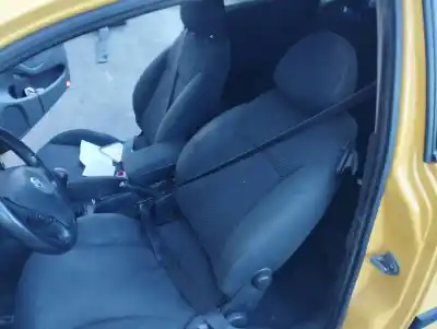 Здавання транспортного засобу fiat stilo (192) 1.9 jtd / 1.9 jtd 115 active року 2004 потужний 192a1000