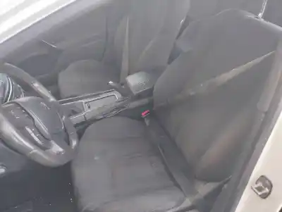 Sloopvoertuig peugeot 508 access van het jaar 2011 aangedreven 9hl o 9h05