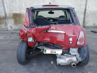 Veicolo di demolizione mini mini (r50,r53) cooper dell'anno 2005 alimentato w10b16a