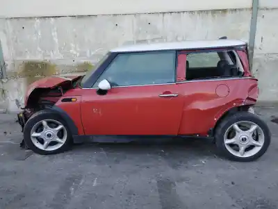Veicolo di demolizione mini mini (r50,r53) cooper dell'anno 2005 alimentato w10b16a