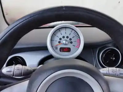 Veicolo di demolizione mini mini (r50,r53) cooper dell'anno 2005 alimentato w10b16a