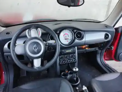 Veicolo di demolizione mini mini (r50,r53) cooper dell'anno 2005 alimentato w10b16a