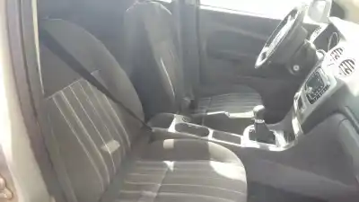 Sloopvoertuig ford focus lim. (cb4) trend van het jaar 2008 aangedreven kkda