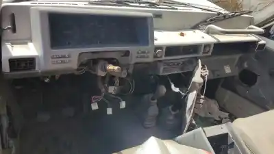 Veículo de Sucata nissan patrol (k/w260) largo ta do ano 1989 alimentado rd28