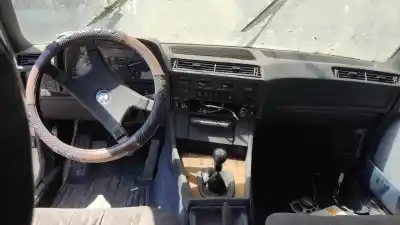 Veículo de Sucata bmw serie 7 (e23) 732i do ano 1979 alimentado m30b32