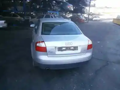 Veículo de Sucata audi a4 berlina (8e) 2.0 20v cat (alt) do ano 2001 alimentado alt