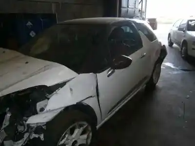 Veículo de Sucata citroen ds3 base do ano 2010 alimentado 9hrdv6c