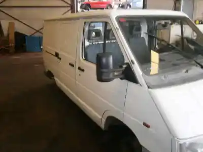 Veículo de Sucata renault trafic (desde 5.89) t 1100 do ano 1997 alimentado f8q mg