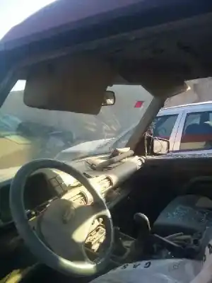 Здавання транспортного засобу land rover discovery (salljg/lj) tdi року 1991 потужний d12l