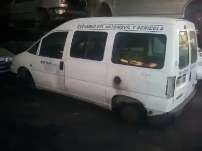 Veículo de Sucata citroen jumpy combi confort (5/6 plazas) do ano 2000 alimentado wjzdw8