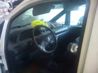 Veículo de Sucata citroen jumpy combi confort (5/6 plazas) do ano 2000 alimentado wjzdw8