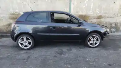 Здавання транспортного засобу fiat stilo (192) 1.9 jtd / 1.9 jtd 115 active року 2003 потужний 192a1000