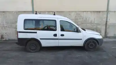 Veículo de Sucata opel combo familiar do ano 2007 alimentado z17dth