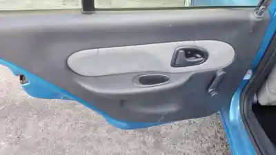 Здавання транспортного засобу renault clio ii fase ii (b/cb0) authentique року 2003 потужний d7f