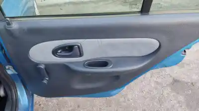 Здавання транспортного засобу renault clio ii fase ii (b/cb0) authentique року 2003 потужний d7f
