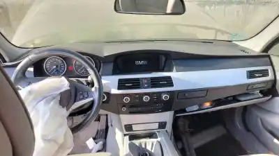 Veículo de Sucata bmw serie 5 berlina (e60) 525i do ano 2008 alimentado n53b30a