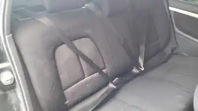 Sloopvoertuig peugeot 407 sw sr confort van het jaar 2008 aangedreven 9hz