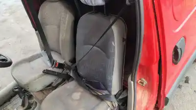 Veículo de Sucata renault kangoo furgón compact comfort do ano 2008 alimentado k9k800