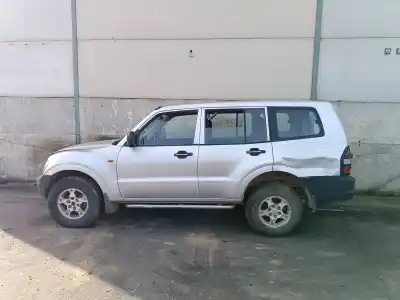 Здавання транспортного засобу mitsubishi montero (v60/v70) 3.2 di-d gls року 2001 потужний 4m41