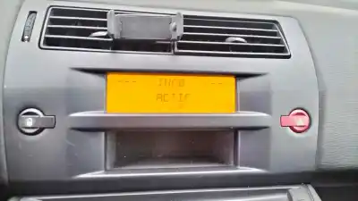 Veicolo di demolizione citroen c4 coupe lx dell'anno 2006 alimentato nfu(tu5jp4)