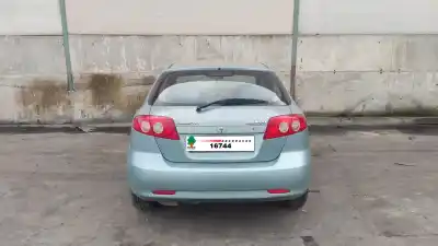 Veículo de Sucata daewoo lacetti se do ano 2004 alimentado 