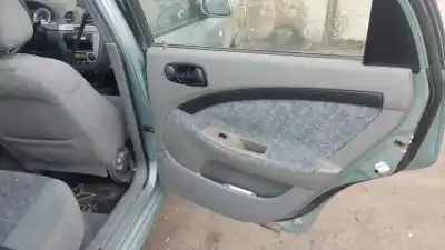 Veículo de Sucata daewoo lacetti se do ano 2004 alimentado 