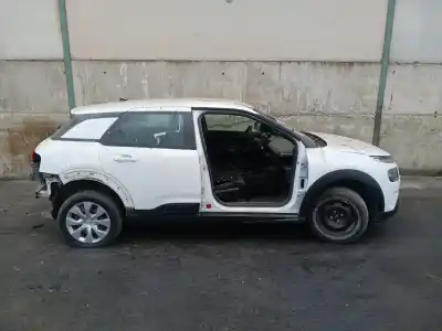 Veículo de Sucata citroen c4 cactus feel do ano 2020 alimentado yh01