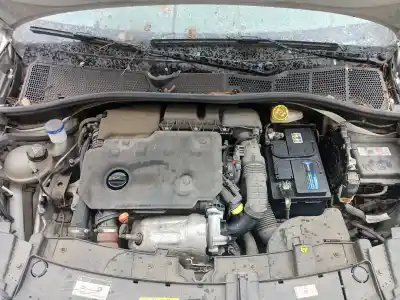 Veículo de Sucata citroen c4 cactus feel do ano 2020 alimentado yh01