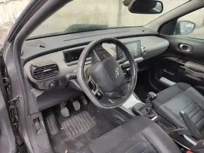 Veículo de Sucata citroen c4 cactus feel do ano 2018 alimentado hn02