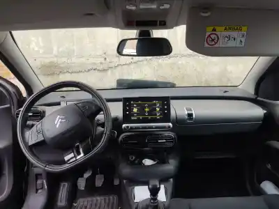 Veículo de Sucata citroen c4 cactus feel do ano 2018 alimentado hn02